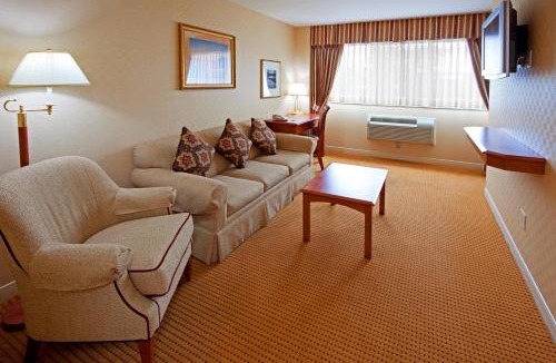 Lynbrook Hotel | Rockville Centre Hotel - JFK Airport