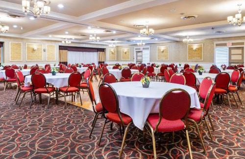 Stratford Hotel | Rodeway Inn Festival