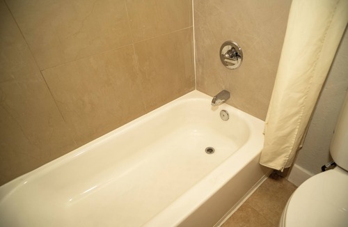 Tampa Hotel | Rodeway Inn Near Ybor City - Casino