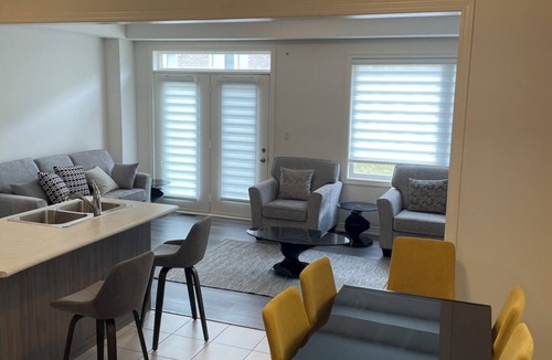 Watertown House | Rooms in Waterdown