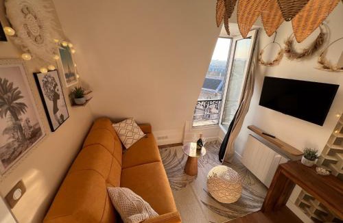 Quartier de la Folie-Mericourt House | Rooms with fabulous view on Paris roofs
