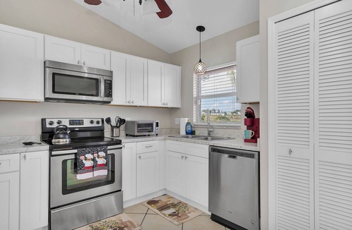 Fairvilla House | Rose's Lakeview