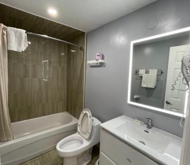 Aldershot Hotel | Royal Inn