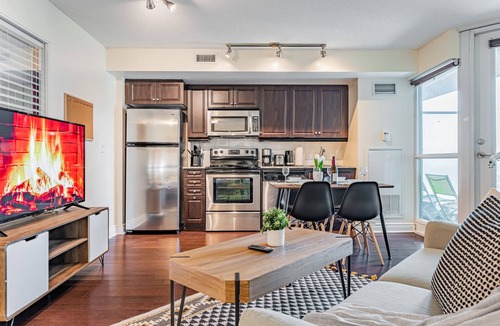Fort York Hotel | RS Boutique Suites - Fort York