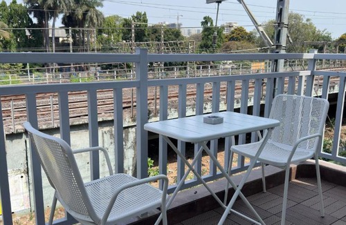 Khar Apartment | Rudraya Homes - Cozy Premium Serviced Apartments Khar - next to Bandra