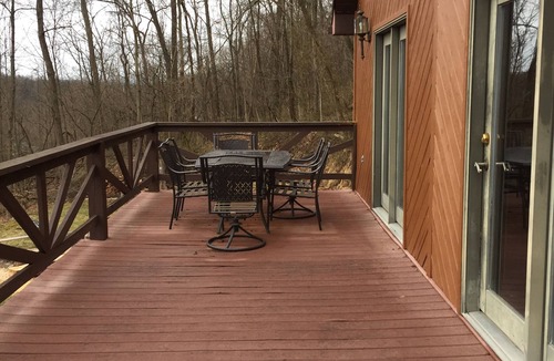 Hesston Cabin | Rustic Cabin in the Woods Close to Raystown Lake - DOG Friendly