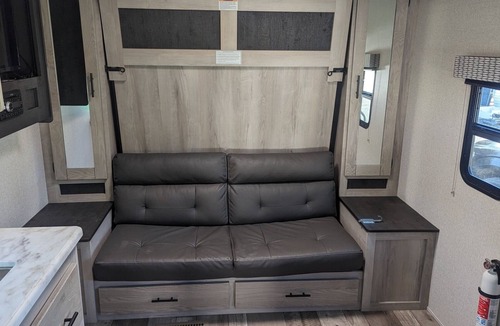 Milroy House | RV Rental 21 - Hartman Center