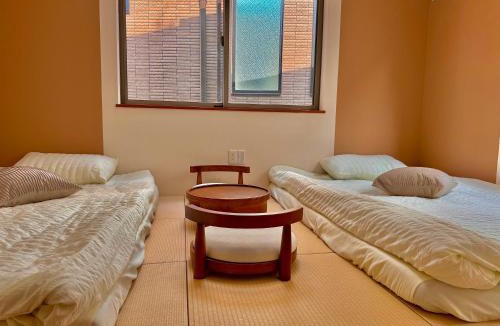 Honmachi Apartment | S2涉谷中心 交通枢纽 涉谷车站6分钟 无限视野 最大2人 Shibuya center 6 mins to ST Max 2P 直达新宿 涉谷 表参道 品川 池袋 上野 代代木 银座 原宿
