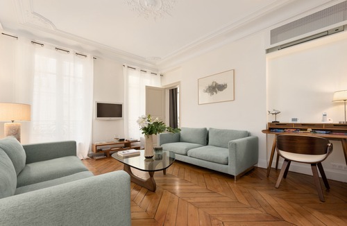 Quartier de la Monnaie Apartment | Saint Germain Charming Two Bedroom