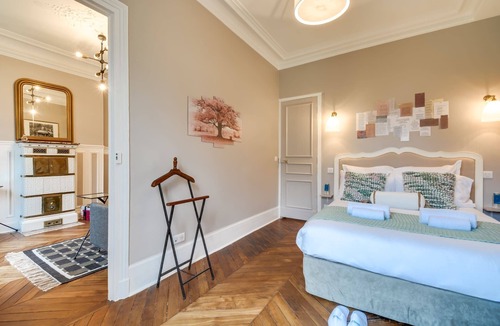 Saint-Germain-des-Pres Apartment | Saint Germain IV - One Bedroom Apartment, Sleeps 4