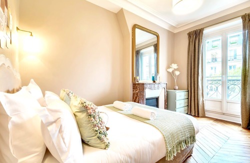 Saint-Germain-des-Pres Apartment | Saint Germain IV - One Bedroom Apartment, Sleeps 4