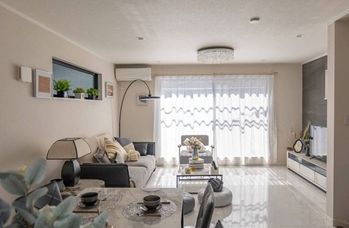 Honmachi Villa | Sakura River 18. 5 - minute walk from Hatsudai Station, 1 stop to Shinjuku.