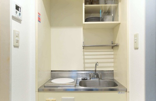 Yoyogi Apartment | Sakura Yoyogi by Tranova