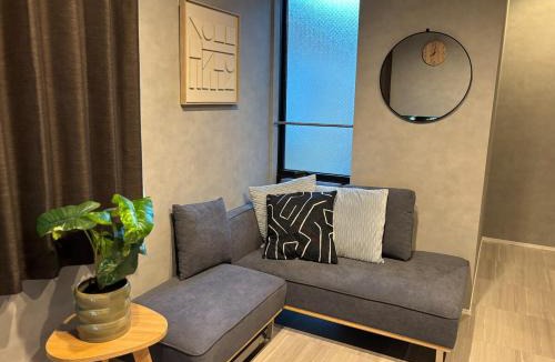 Shimomeguro Apartment | SALE Flawed Property with a loud music from neighbor but stay cheap in nice area