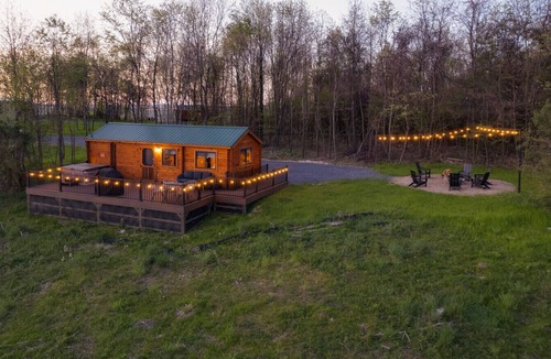 Brookville Cabin | Sanctuary Summit | Hot Tub, Panoramic Views, ADA Friendly Cabin