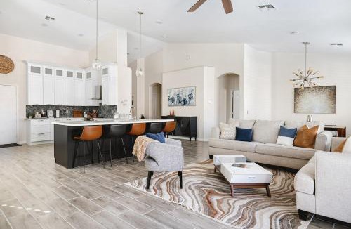 Villages At Queen Creek House | Sandcastle House Pool, Spa, Golf!