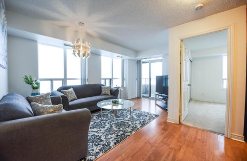 Downtown Mississauga Apartment | Sarkar Suites - Mississauga DownTown