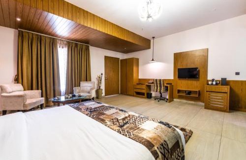 Amarnath Resort | Saya Grand Resort By Treat Thane