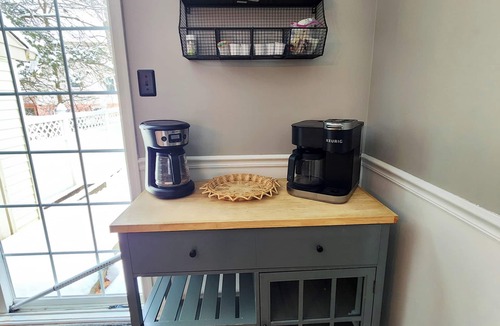 Spring Mount House | Schwenksville Retreat: 3BR, 1.5 Bath