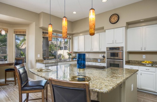 Arabian Views House | SCOTTSDALE OASIS- 83 DEGREE HEATED POOL, PALM TREES, SUNSETS