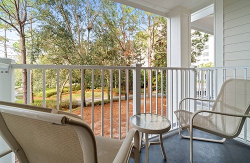 Baytowne Wharf Condo | "Sea Garden" Sandestin #3205 Studio Sleeps 4