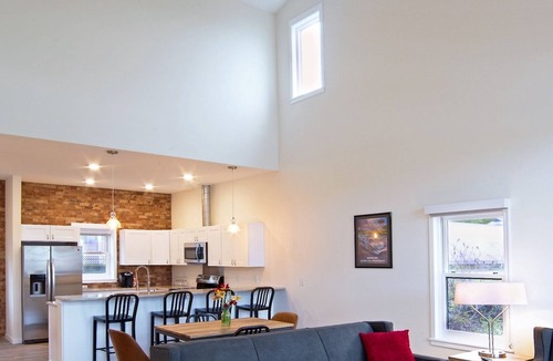 Town of Reading House | Sea Glass Vacation Rental - Walking To Watkins Glen Attractions