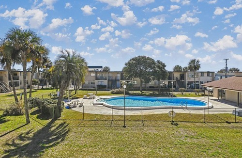 Fort Walton Beach Condo | Sea Palm 1D is a 2 BR 1 Bath that is pet friendly and sleeps 6 by RedAwning