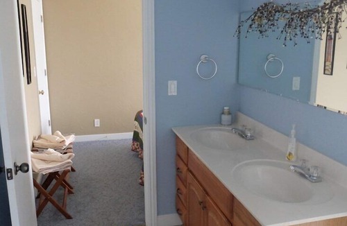Leisenring Bed & Breakfast | Seams Like Home B&B
