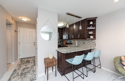 Harbor Heights Condo | Seaport Serenity