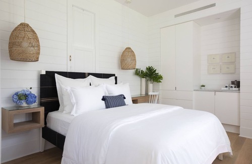 Seaside Hotel | Seaside, FL Boutique Hotel – Renovated & Central, Pet Friendly, + 2 Bikes