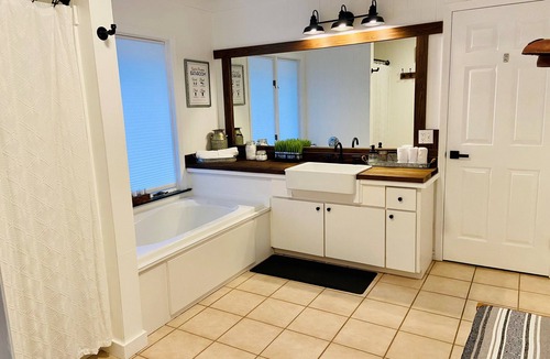 Sebring House | Sebring Florida Farmhouse just minutes from Raceway
