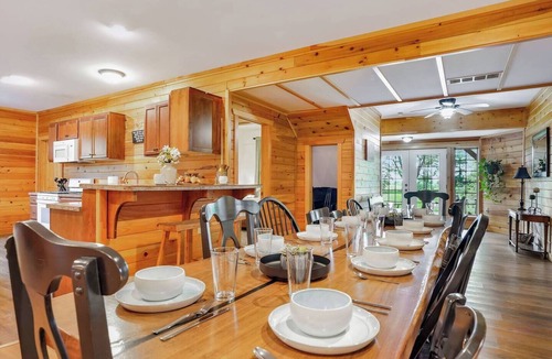 Walker Lake Cabin | Secluded Cabin with Hot Tub, Game Room, Fire Pit, and More!