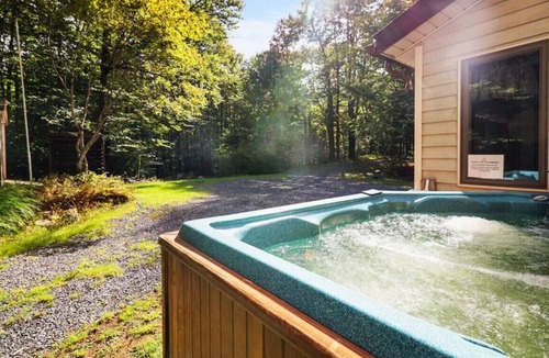 Tunkhannock Township House | Secluded Getaway in the Pocono Mountains