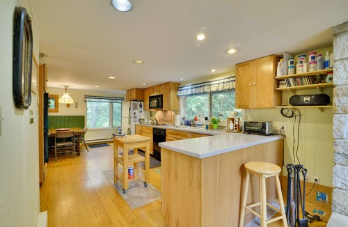 Reeders House | Secluded Stroudsburg Home - 5 Mi to Ski Resort