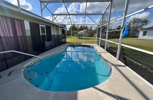 Poinciana House | Security Convenience with a Hint of Luxury