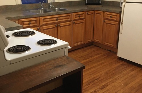 Eastside House | Seeking roomate Near SU