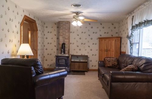 Seneca Rocks Cottage | Seneca Rocks Cottage - The Most Majestic View Available!