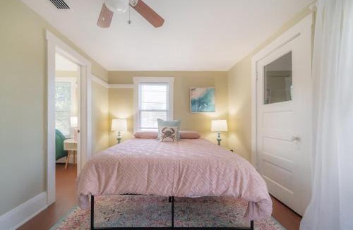 Seminole Heights House | Serene Beachy Bungalow with Large Screened Porch!