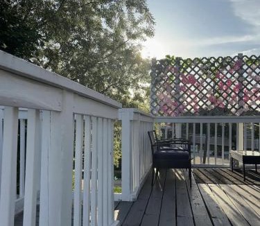 South Valley Stream House | Serene Retreat near JFK Private Balcony, Yard, and Pool Access