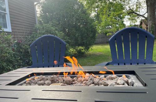 Cape May Court House House | Serene single story, Grill, Fire Pit, fenced yard and Pet friendly stay