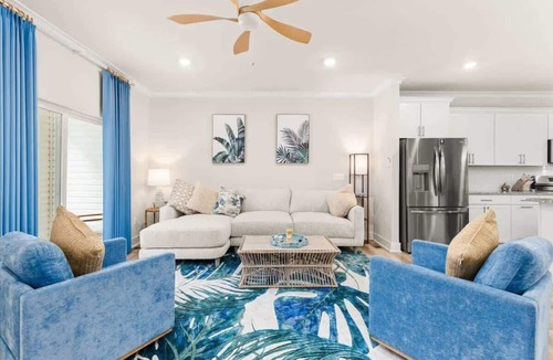 Caine Woods House | Serenity by the Sea | Townhome + Kid Friendly Loft