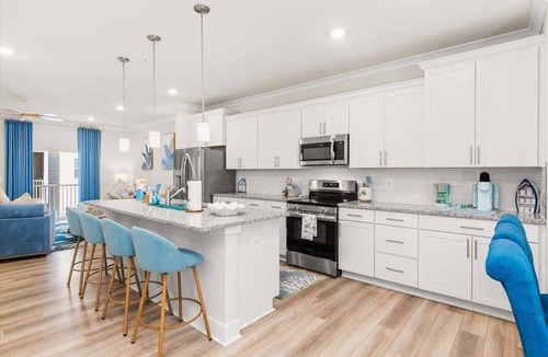 Caine Woods House | Serenity by the Sea | Townhome + Kid Friendly Loft
