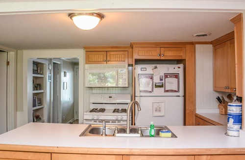 Town of Jerusalem House | Serenity Cove - Charming, Cozy Keuka Lake Cottage!