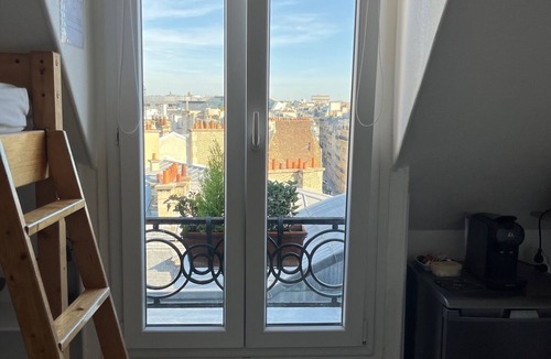 Neuilly-sur-Seine Condo | Service room