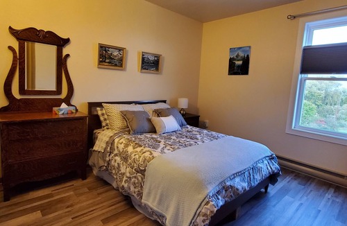 Manitoulin District Bed & Breakfast | Sheg Bay B&B lets you relax, recharge, and rediscover on Manitoulin Island.