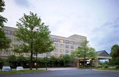 Primos Secane Hotel | Sheraton Suites Philadelphia Airport