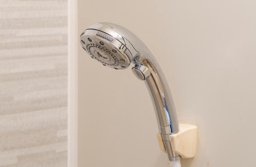 Honmachi Apartment | Shibuya,13min from Hatsudai or Hatagaya Sta, 2min to Shinjuku Sta, Switch, Wi-Fi, massage chair