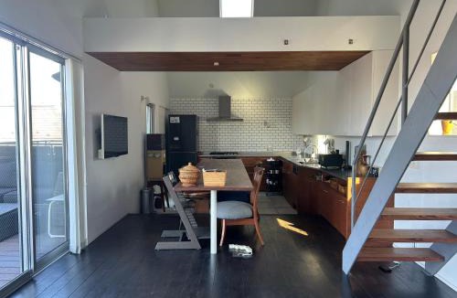 Setagaya Apartment | Shimokitazawa Sanctuary , Spacious Stay for Families & Romantic Getaways