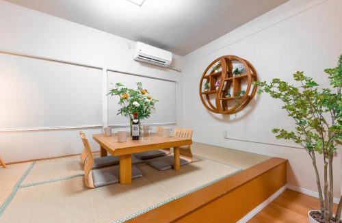 Shinagawa Apartment | Shinagawa area , detached house , 2LDK , 3-minute walk from Tachikawa station , in the shopping district ,4 semi-double beds