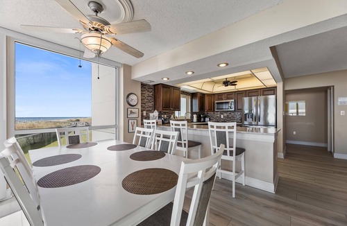 Holiday Isle Condo | Shoreline Towers Unit 1021- Steps away from the beautiful white sandy beaches